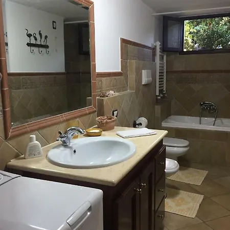 Casa Comoda, Graziosa E Rilassante غيراسول